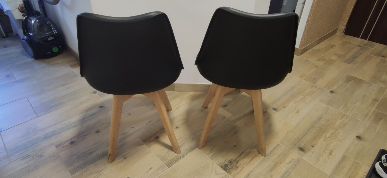 Krzesla drewniane nogi