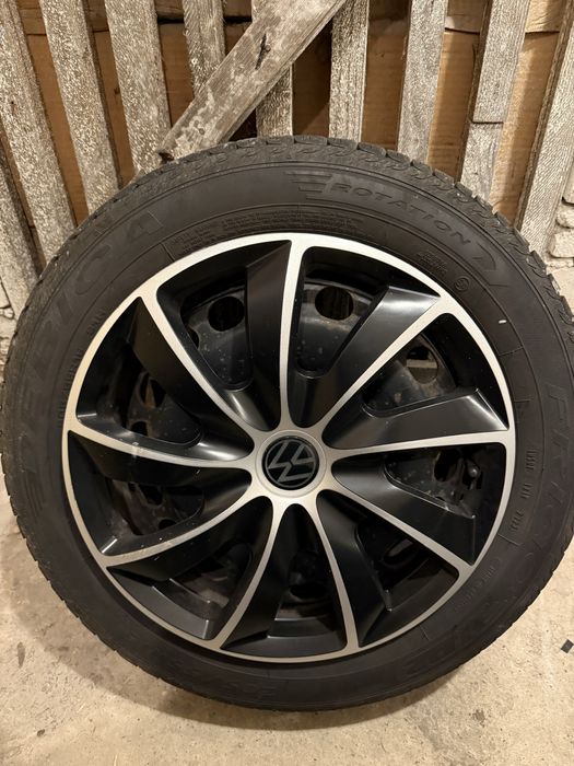 Koła zimowe vw golf 205/55/16 rocznik 2023