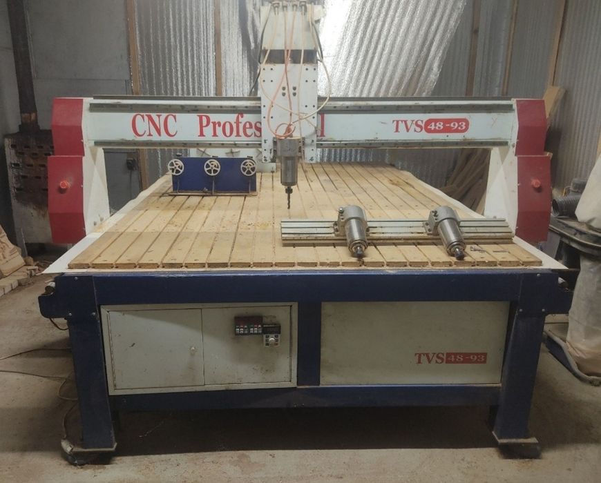 ЧПУ фрезер великий формат