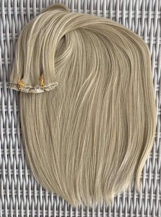 Naturalny blond ( zimny odcień ) włosy doczepiane clii in