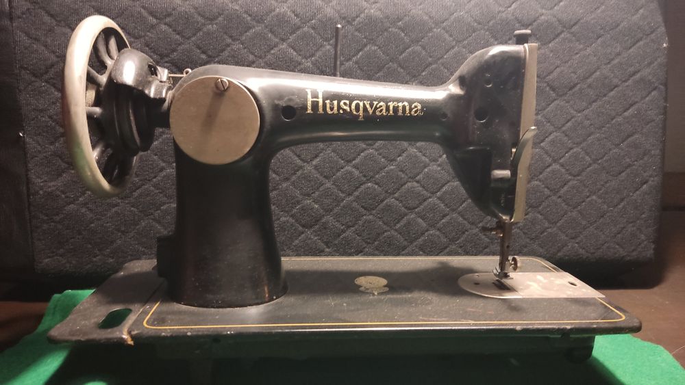 Máquina de Costura Vintage