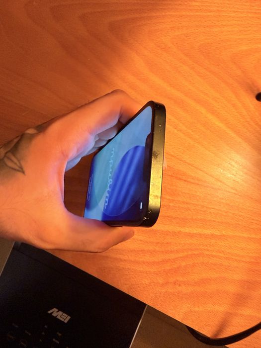 iPhone 13 256GB | Excelente Estado | Com Capa + Carregador – 300€