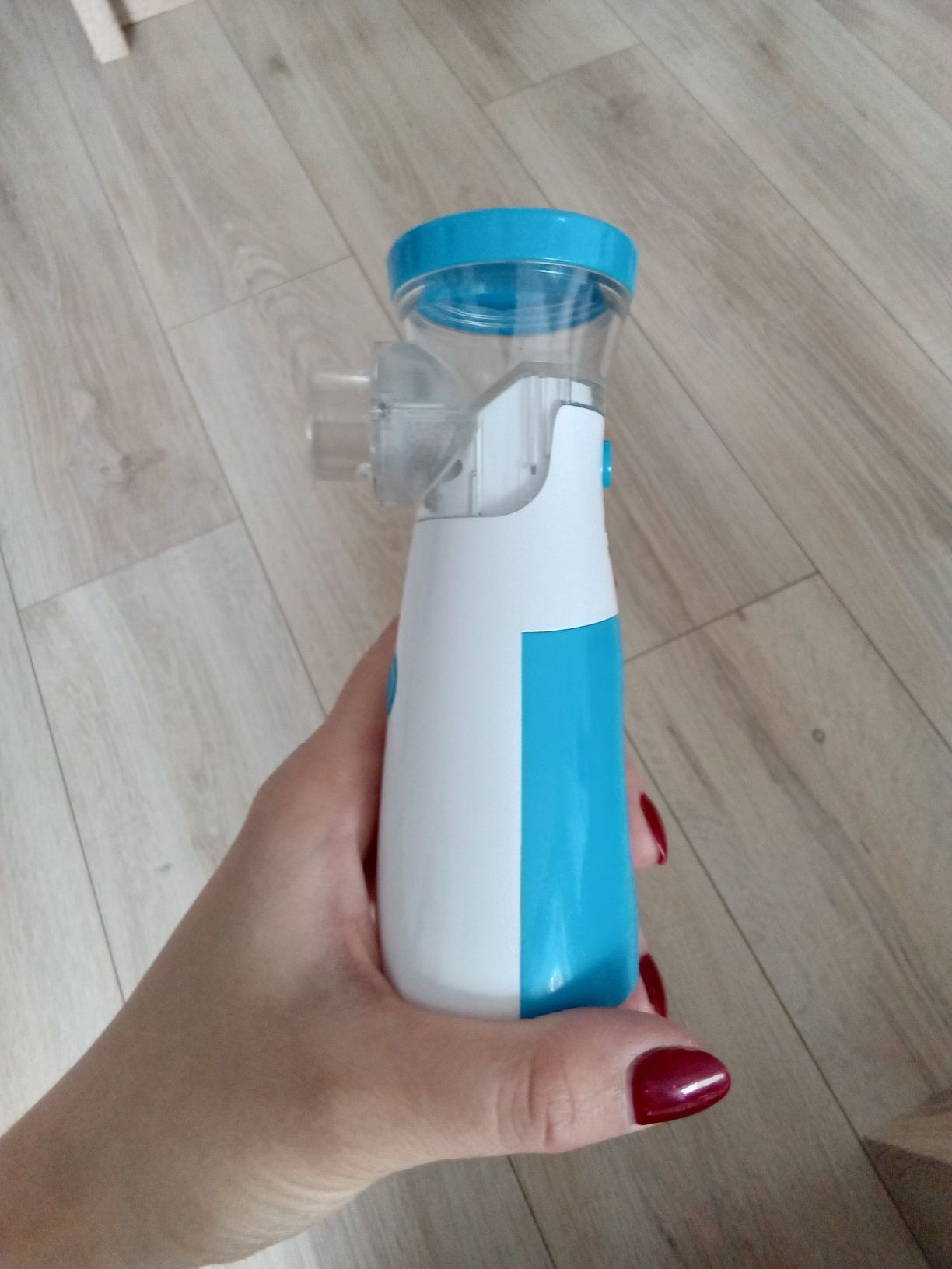 Inhalator medyczny przenośny biało niebieski