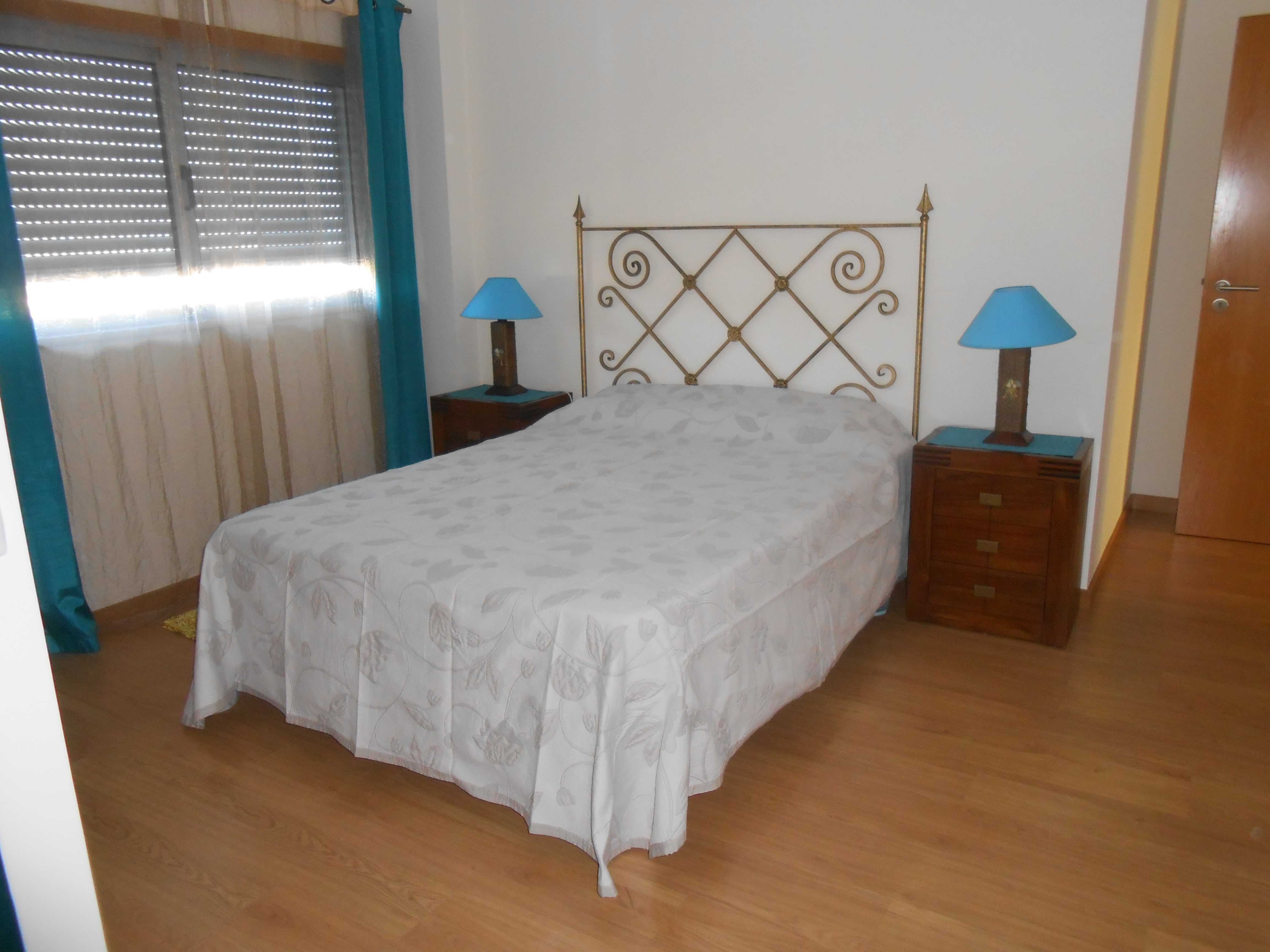 Apartamento T2 com varanda/Férias/Vila Real Sto Antonio