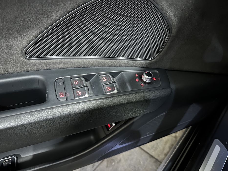 Автомобіль Audi A8 Long TDI Quattro 2017 3L