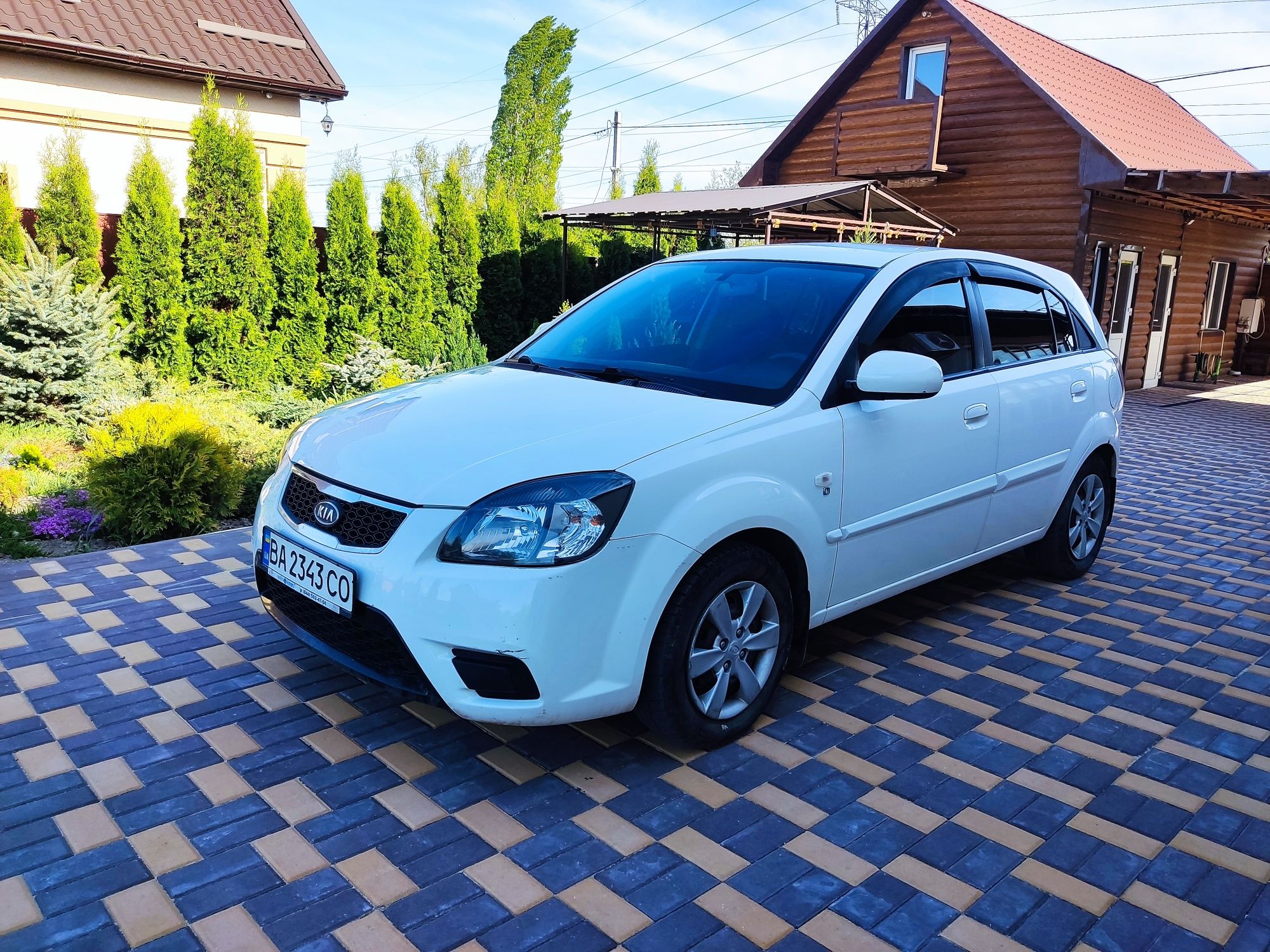 Kia Rio 2 1.4 газ/ бензин