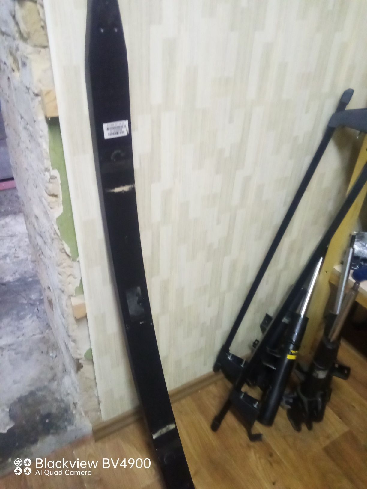 Продам передню рессору Мерседес 906