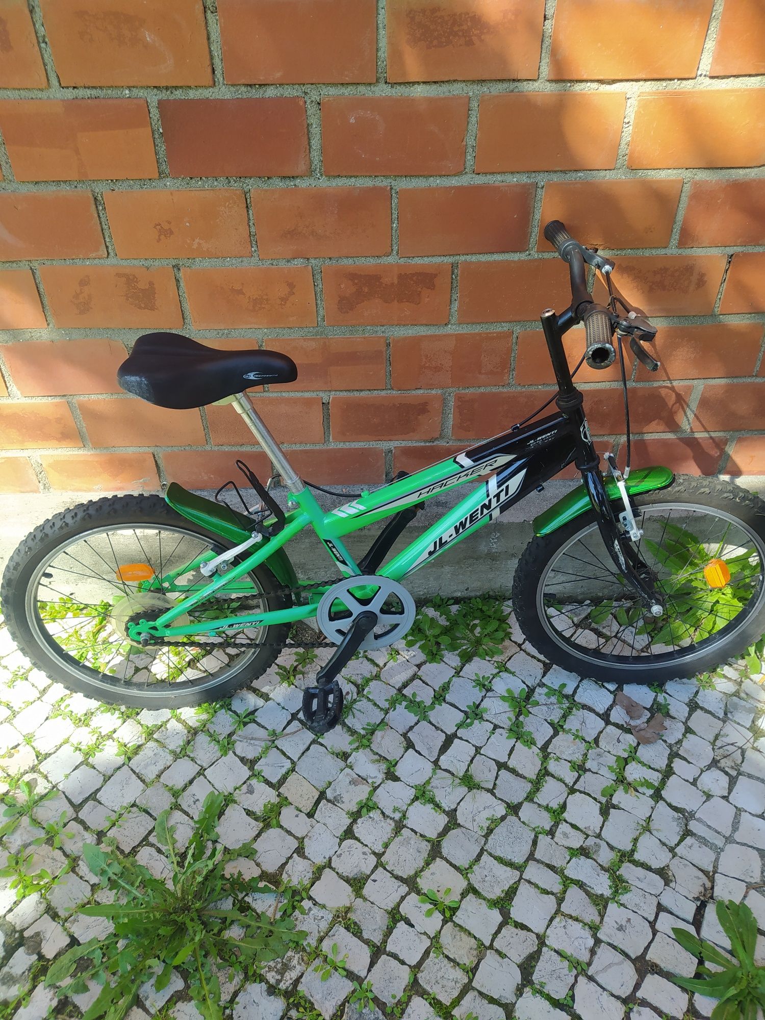 Bicicleta de criança roda 20