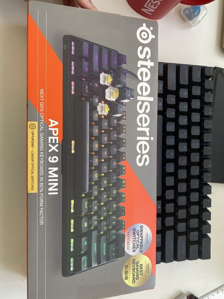 Steelseries Apex mini  profesjonalna klawiatura mechaniczna.
