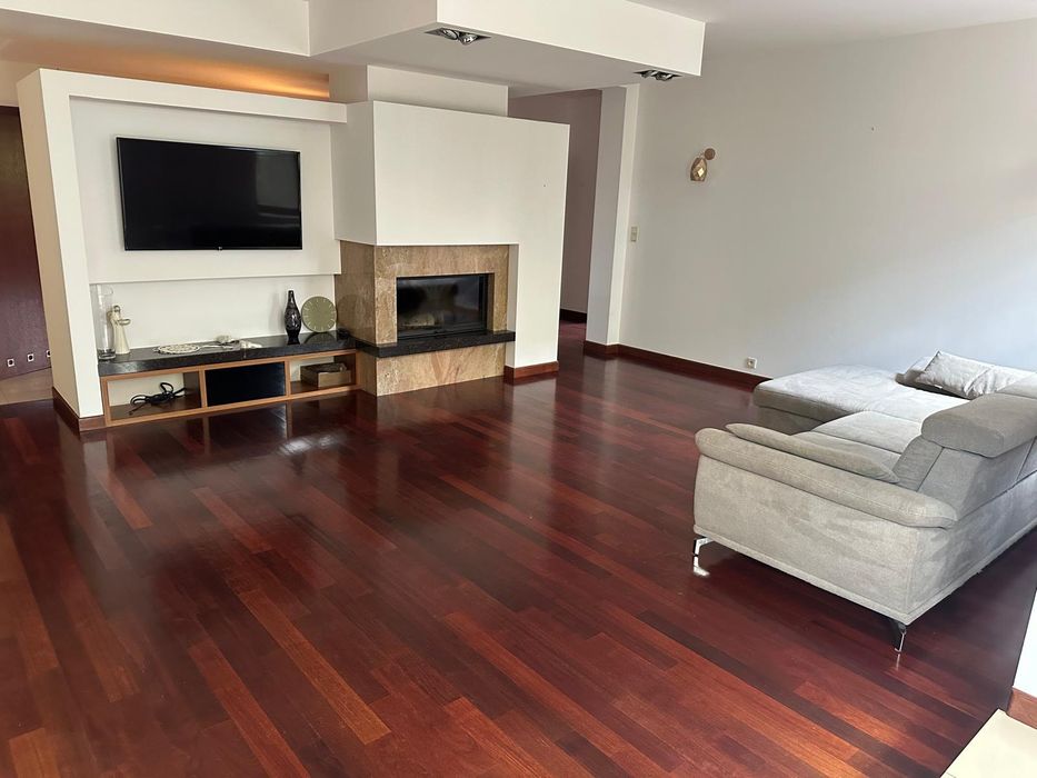 Wynajmę przepiękne 120 m mieszkanie z dużym ogrodem i dwoma parkingami