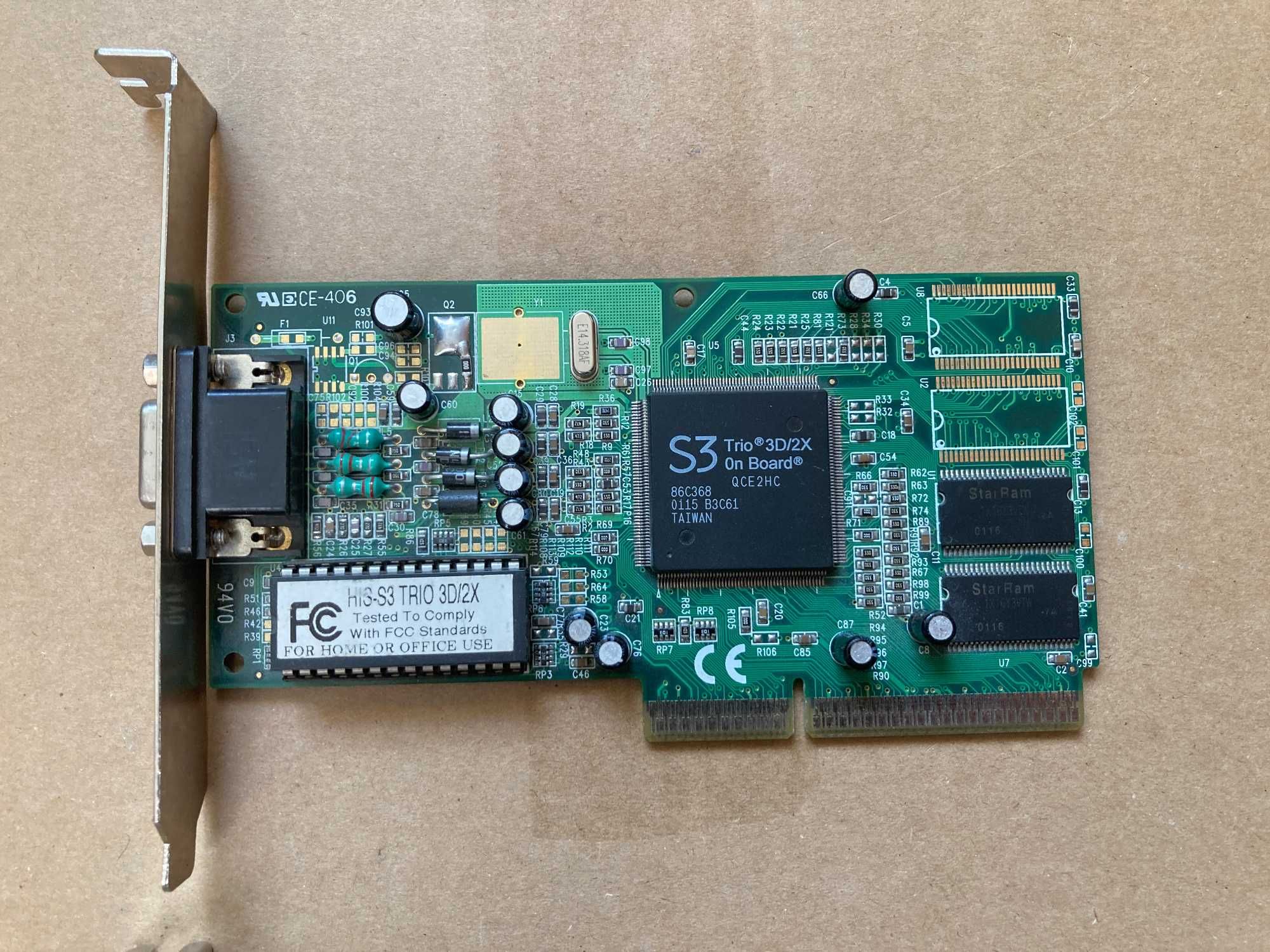 Коллекция комплектующих ISA PCI AGP