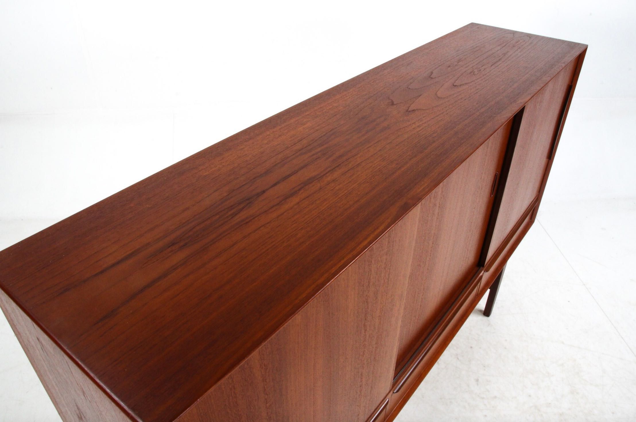 Komoda szafka highboard kredens tekowy - Dania lata 60-te vintage