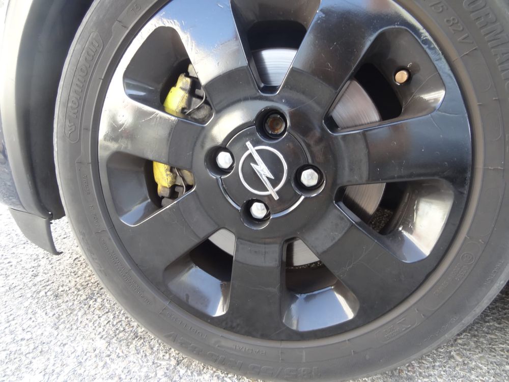 Opel Corsa 1.7 DTI Isuzu