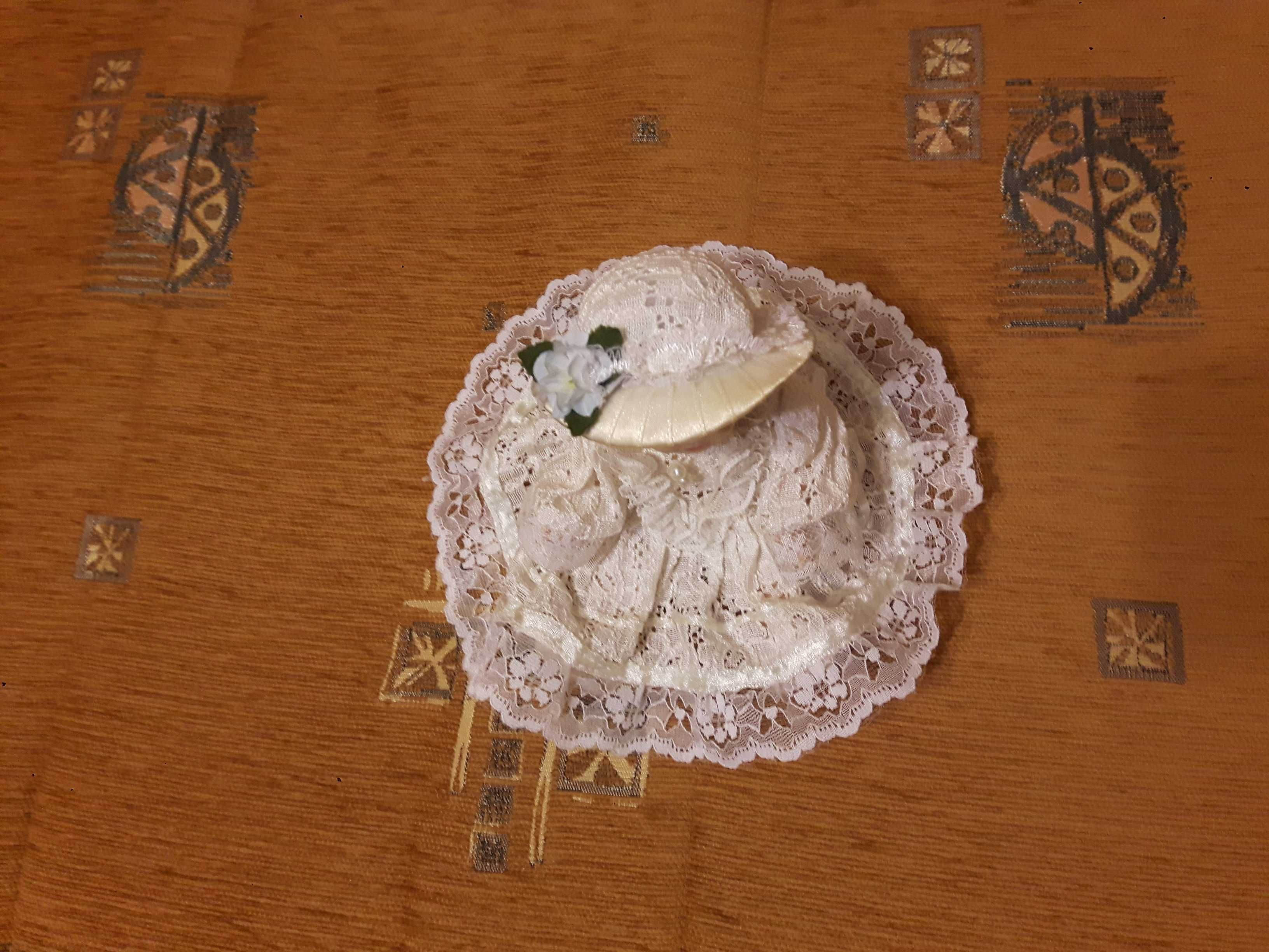 Porcelanowa lalka z Włoch włoska