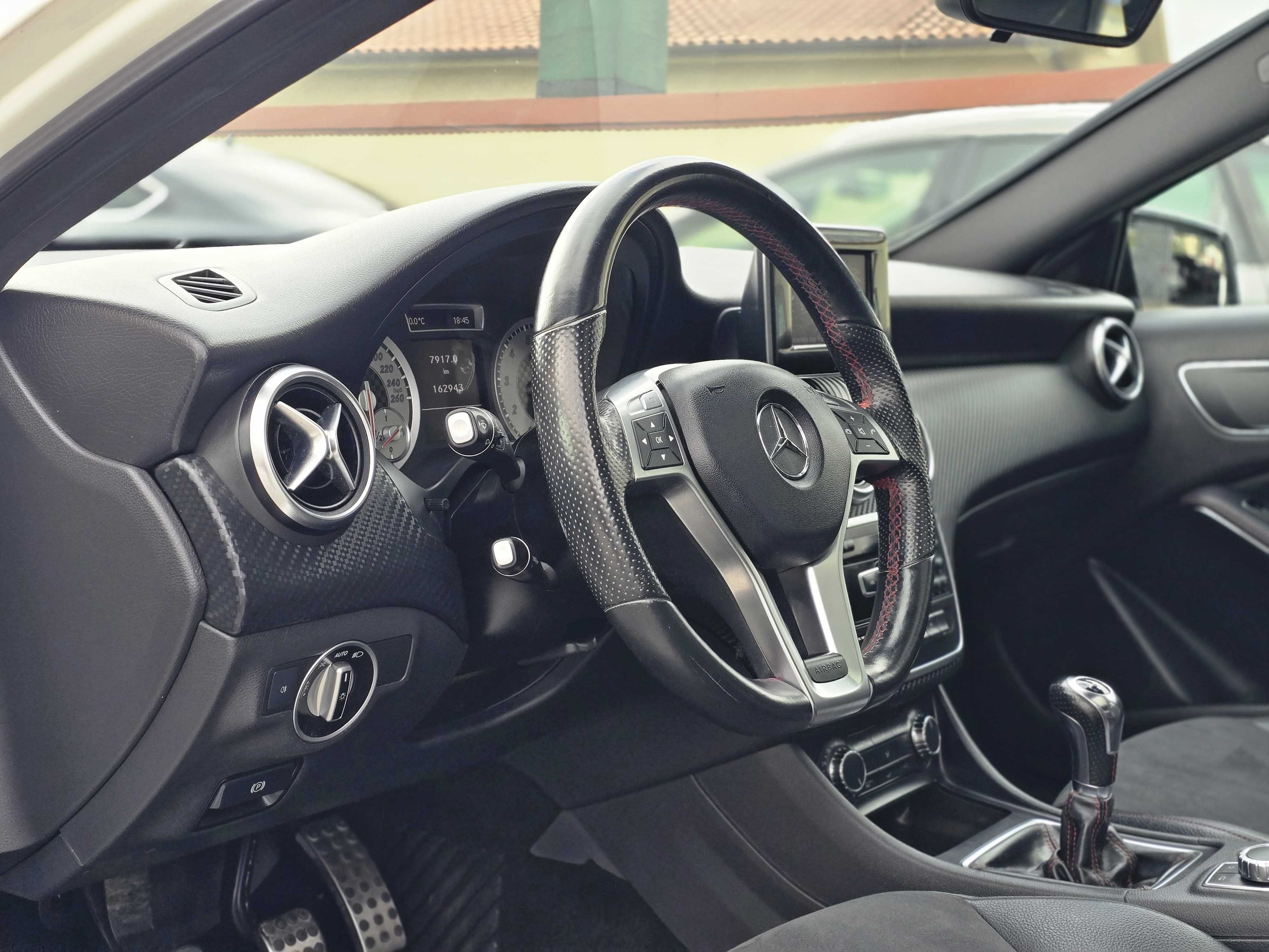 MERCEDES-BENZ A180 AMG 122CV