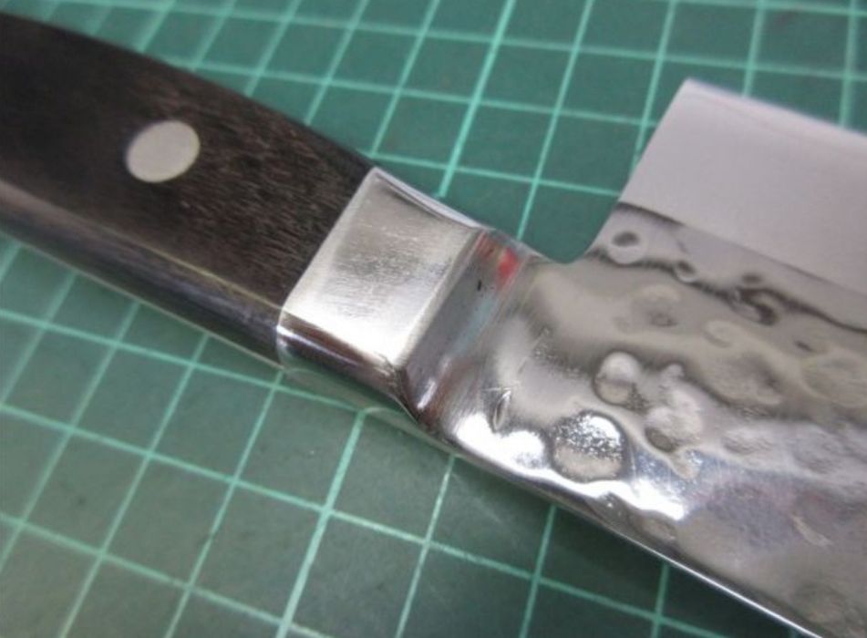 Японський кований кухонний ніж Guto