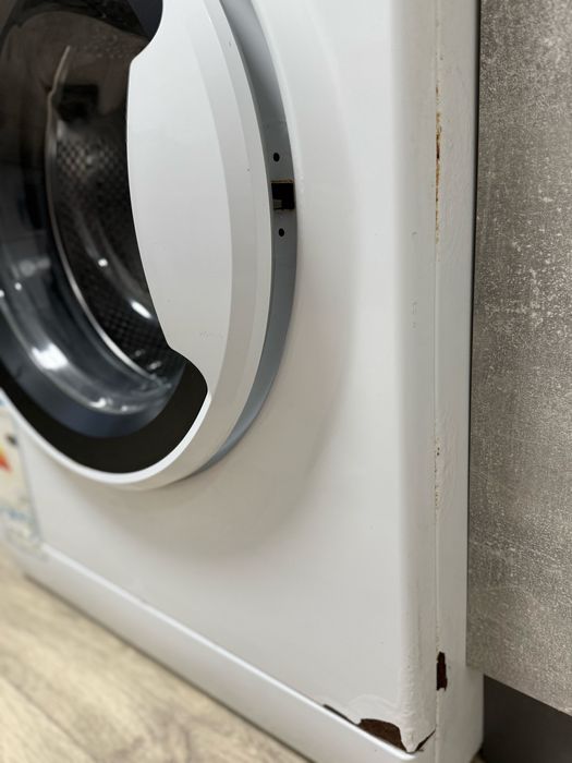 Пральна машина WHIRLPOOL