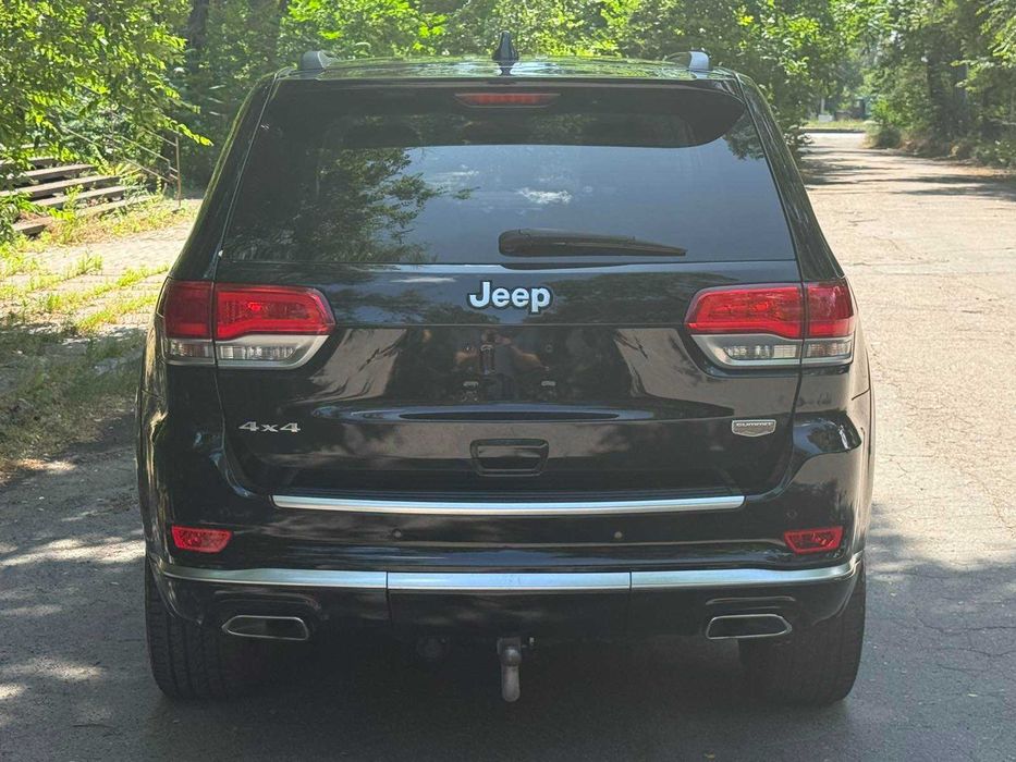 подам Jeep Grand Cherokee Summit 2019