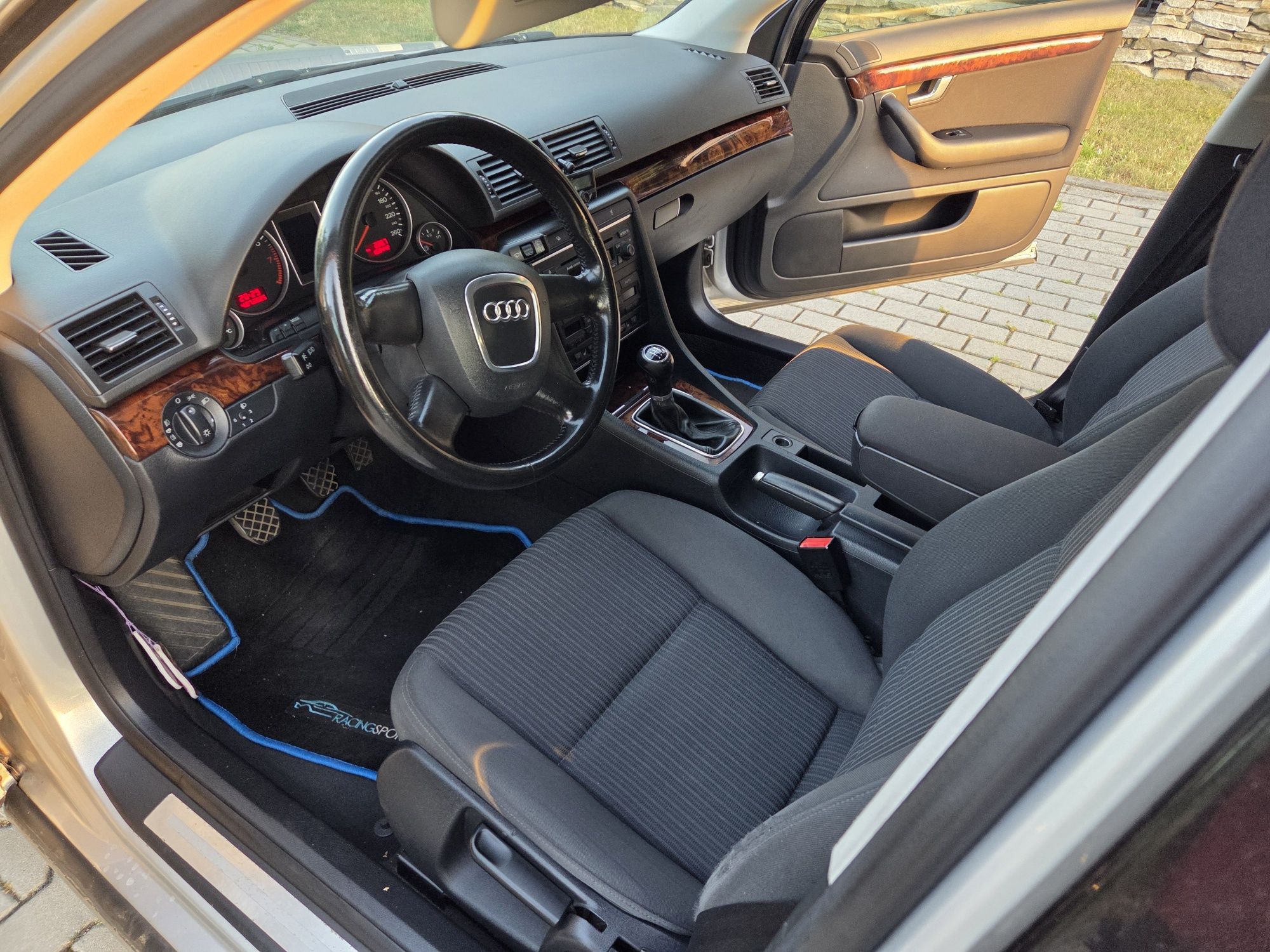 Audi A4 B7 1.6 MPI