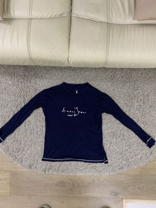 Продается оригинальный реглан Armani