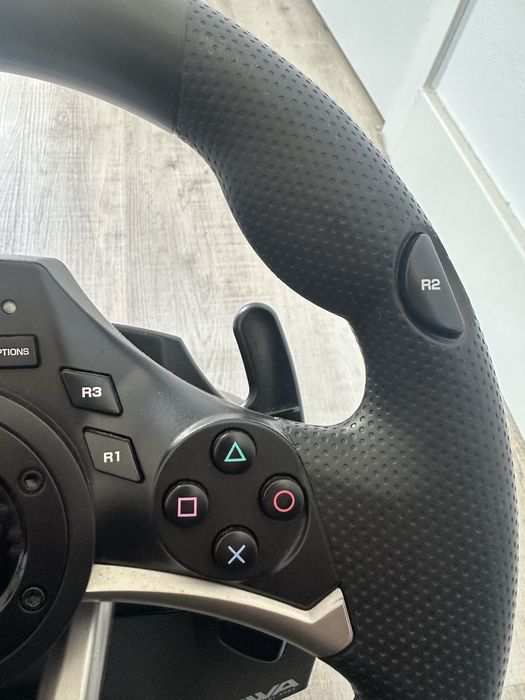 Volante ps4 em otimo estado