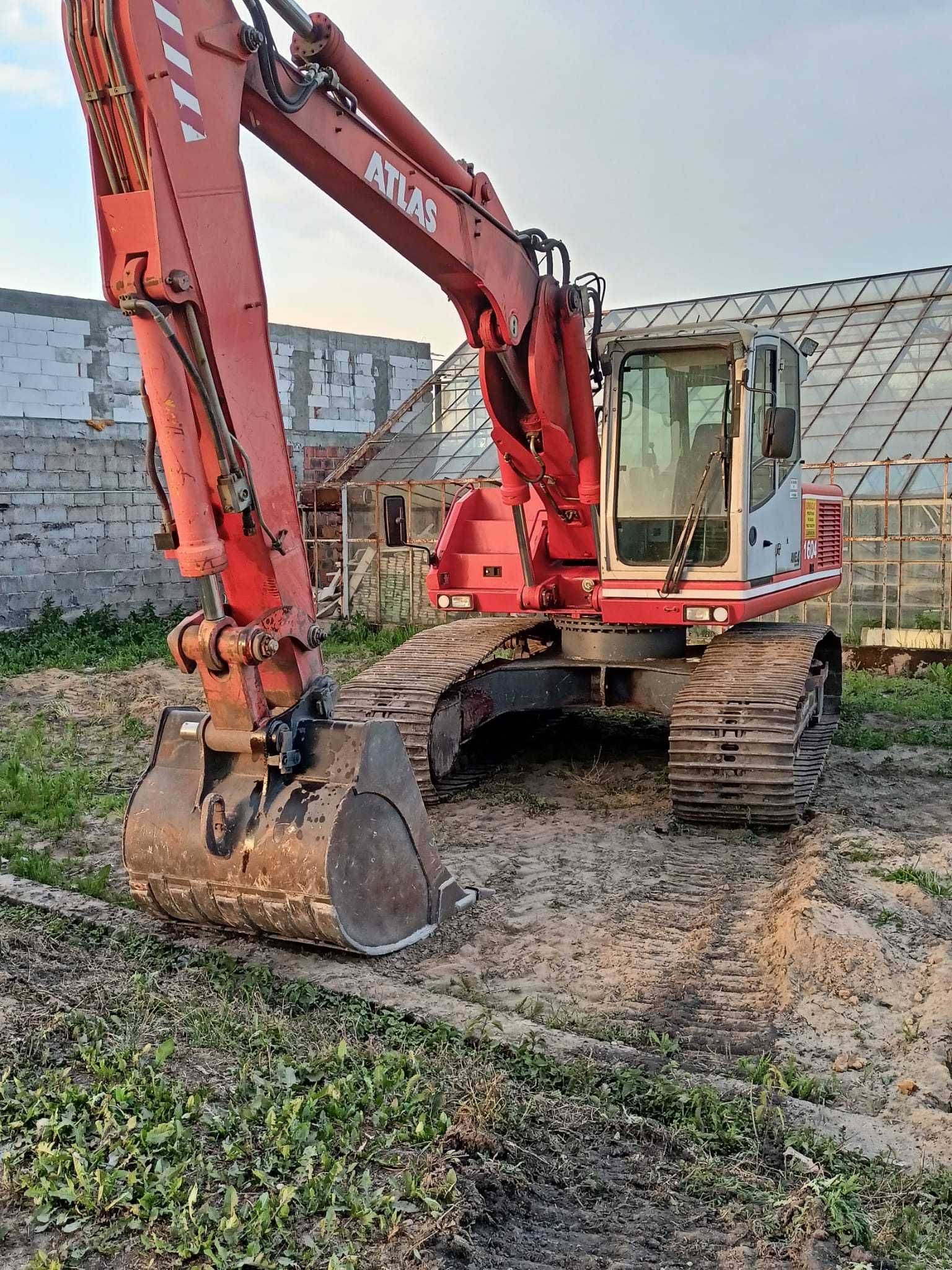 Roboty ziemne, koparka kołowa gąsienicowa wykopy utwardzanie terenu