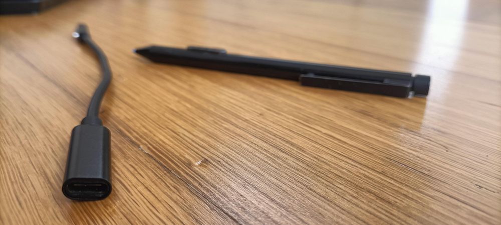 Caneta Surface Pro + adaptador carregador USB C