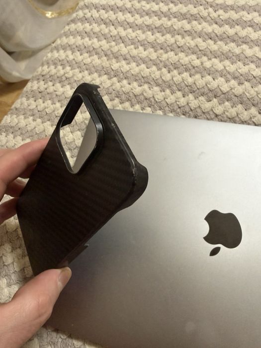 Чохол на айфон 14про pitaka