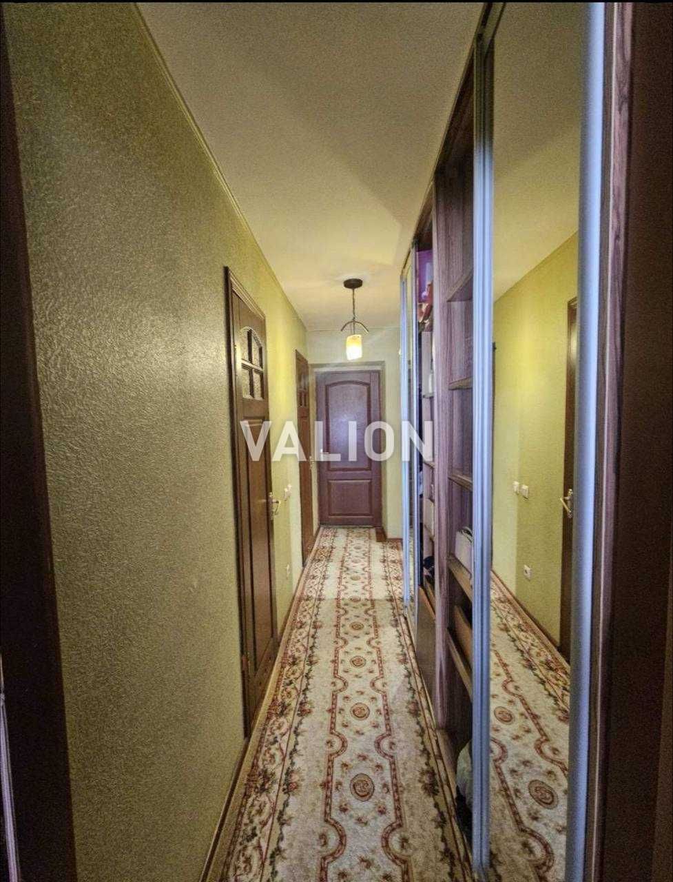Продаж 3к квартири, ремонт, вул. Драгоманова 44а, метро Позняки