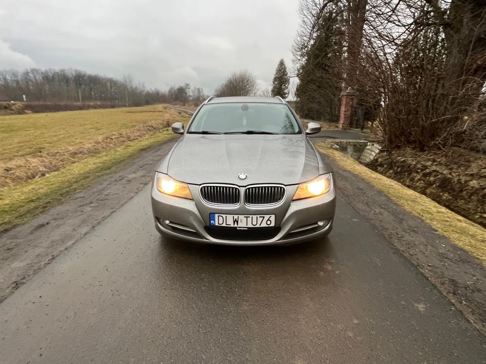 BMW e91 2010