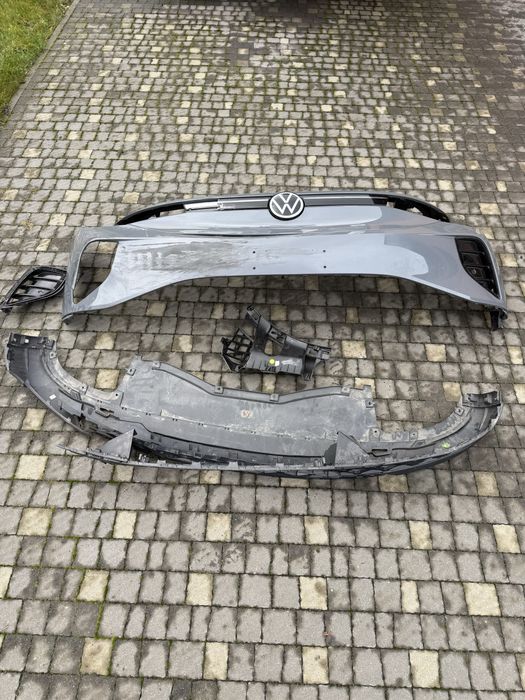 Volkswagen ID4 2023 Передній бампер