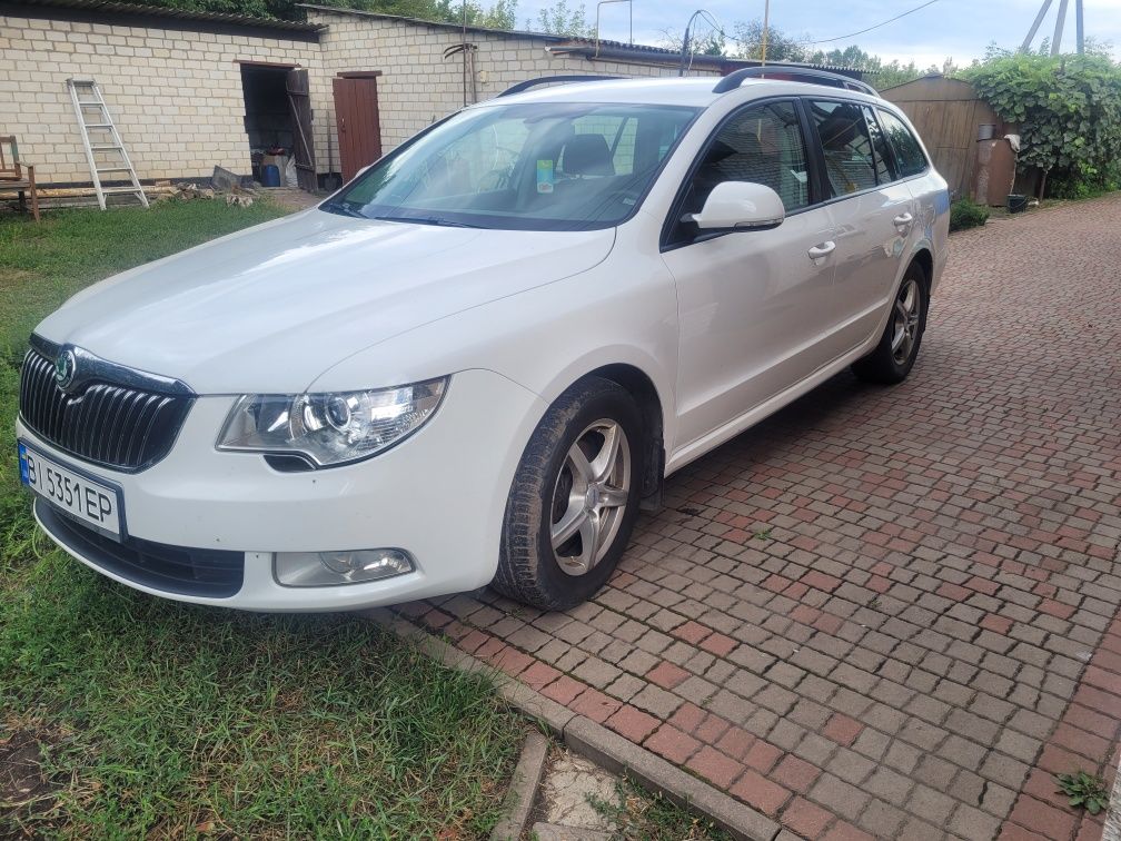 Продам Шкоду Суперб 2.   1.6 tdi
