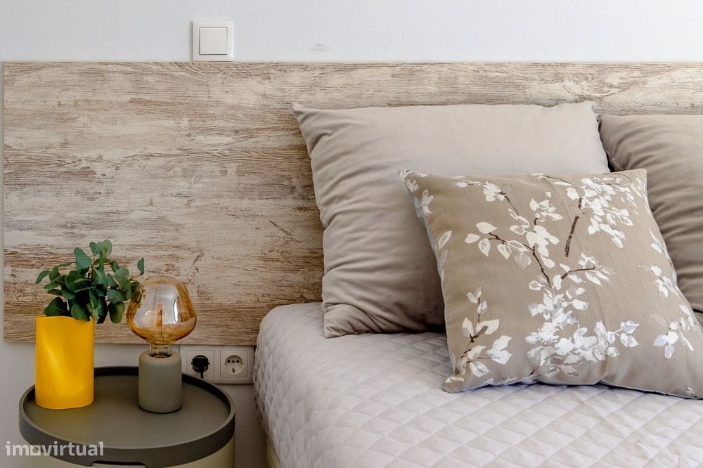 T1 Novo Mobilado e equipado – Possível arrendar ao mês. Junto de Metro