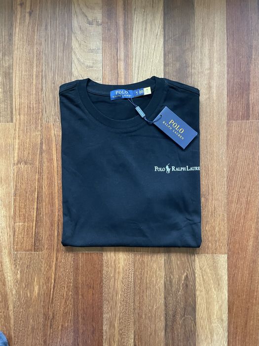 T-shirt Polo Ralph Lauren preta com etiquetas