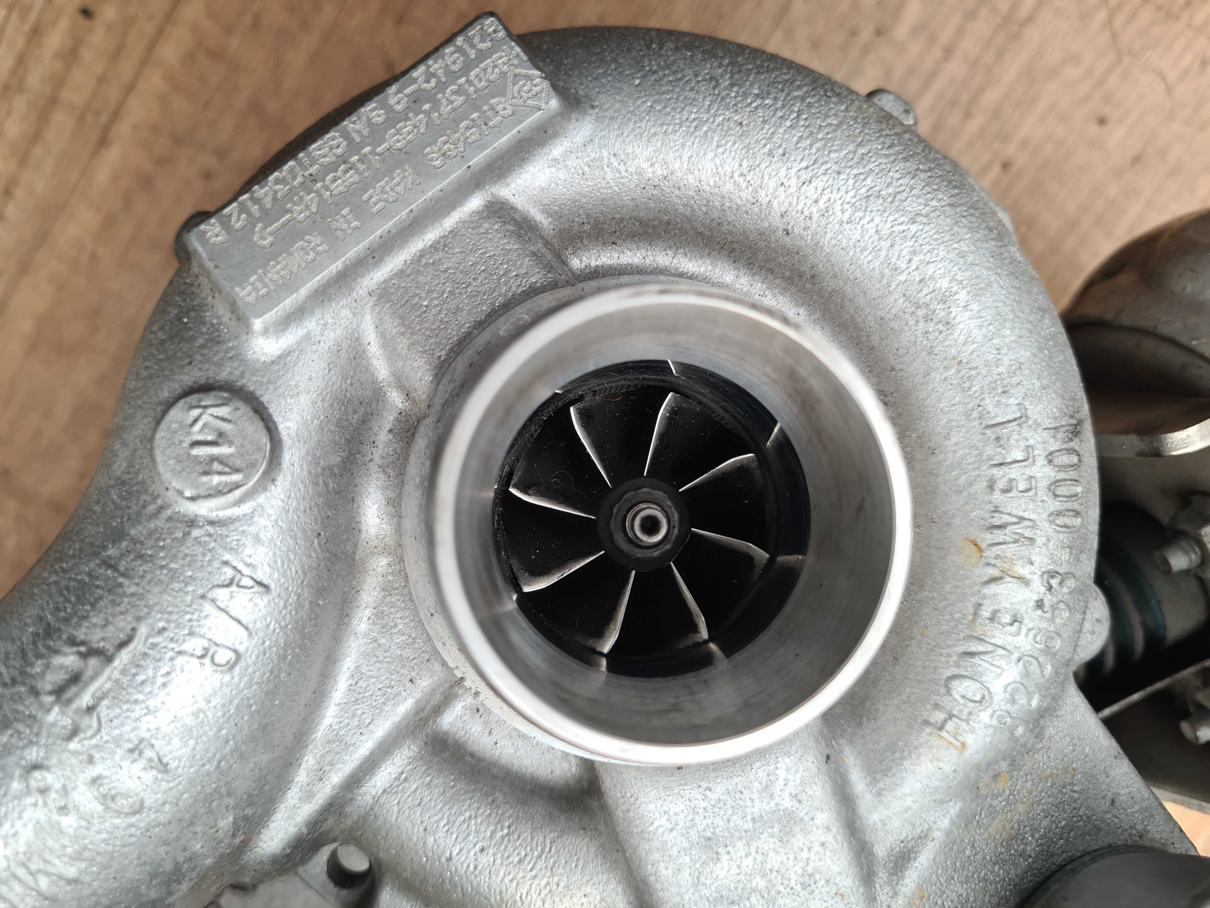 Trafic III 1.6 Biturbo Vivaro turbina turbospręzarka