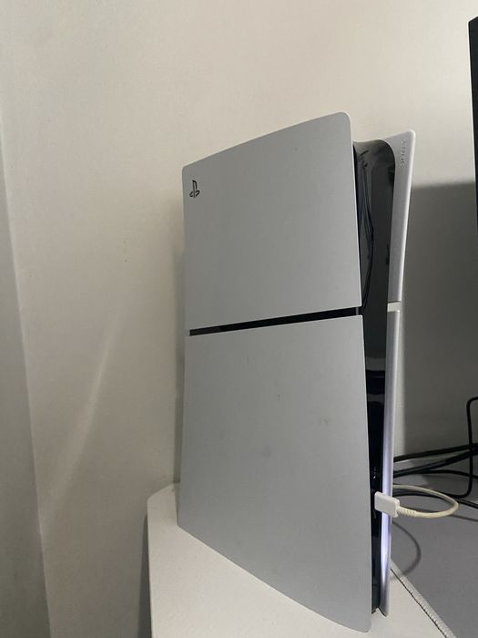 Playstation 5 ( digital editon ) 825gb