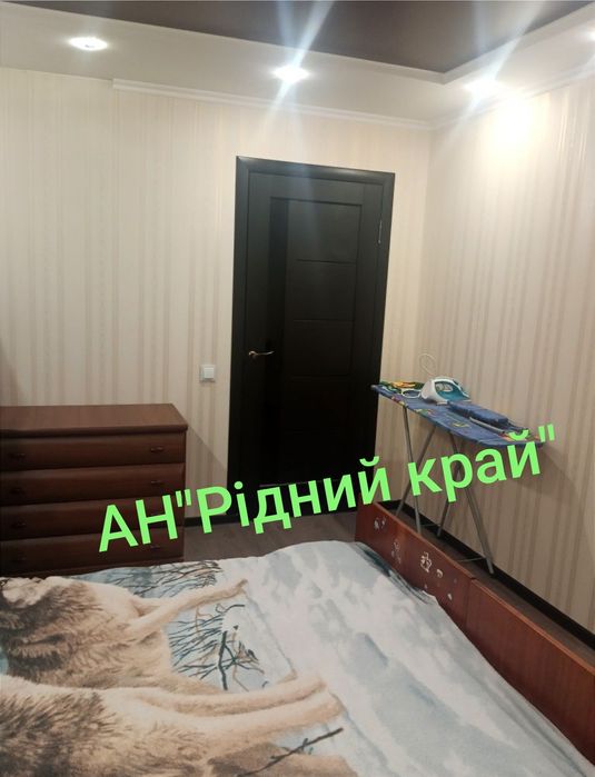 2а кв.з відмінним ремонтом на 2 поверсі .