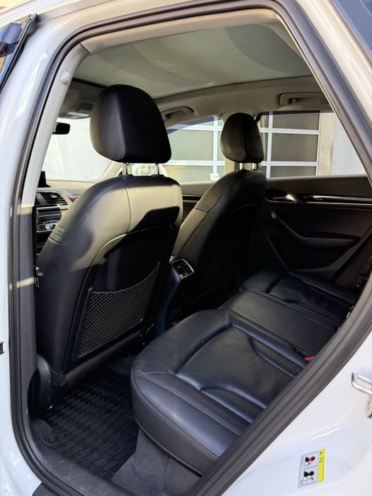 Продам AUDI Q3 quattro