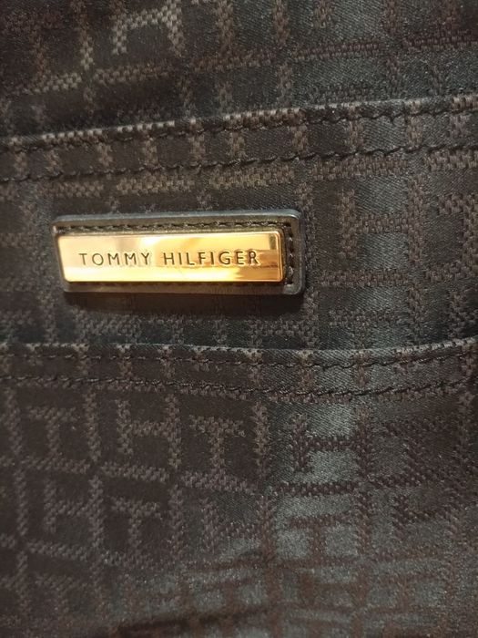 Torebka listonoszka Tommy Hilfiger