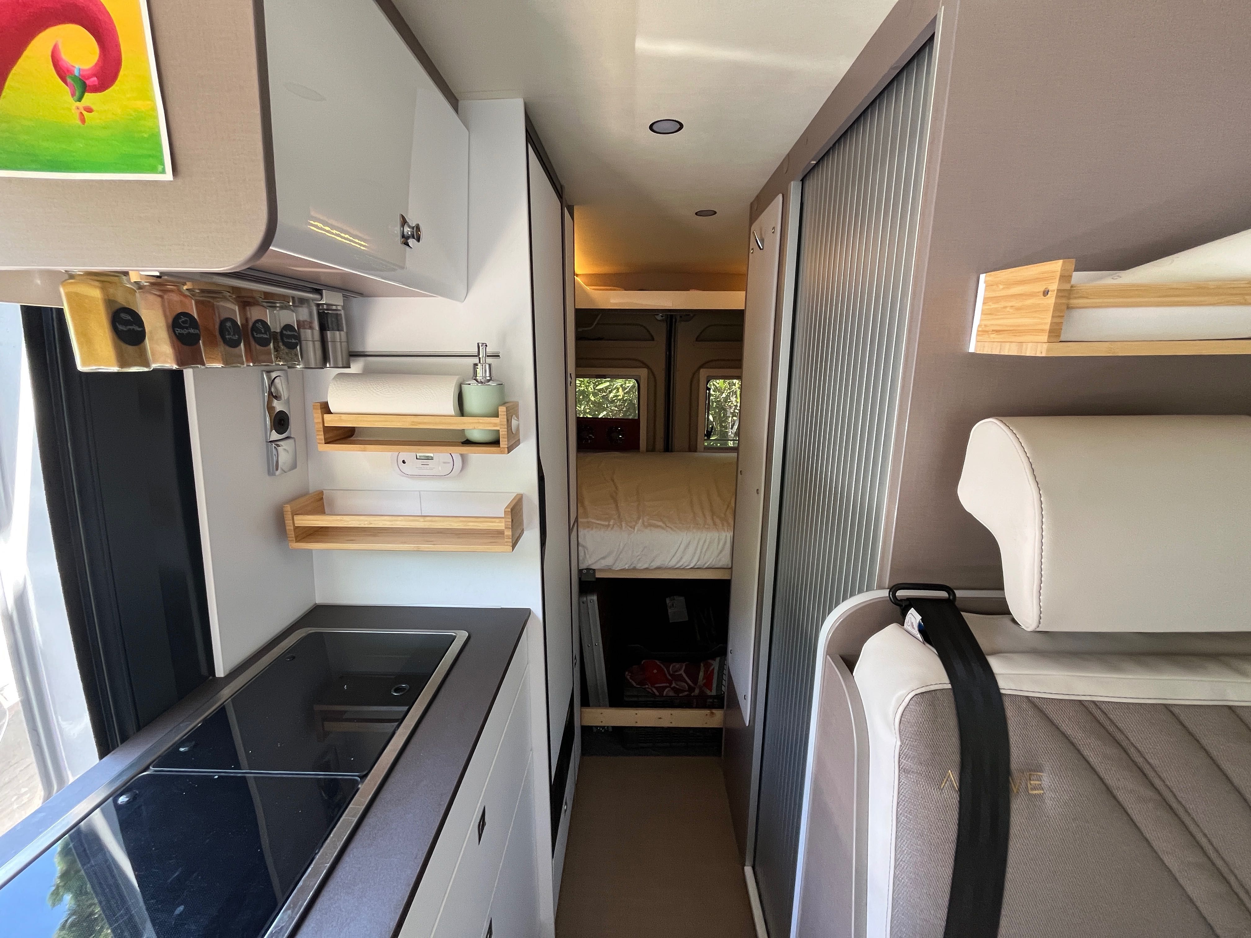 2023 Bürstner Eliseo C602, Automatic, Pop up roof + fully loaded
