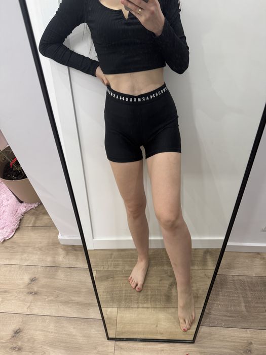 Spodenki szorty wysoki stan czarne under armour
