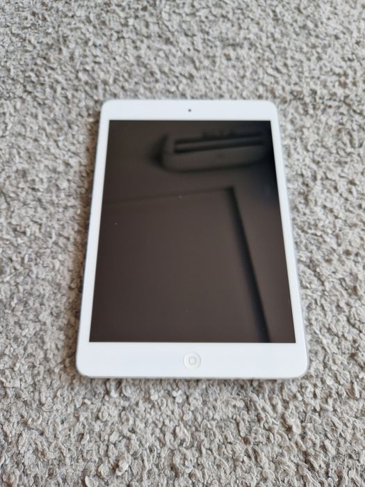 iPad Mini 32 GB White