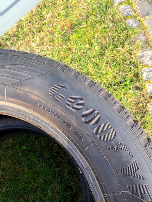sprzedam 4 letnie opony GOODYEAR 4szt 275/60. Oferta aktualna do jutra