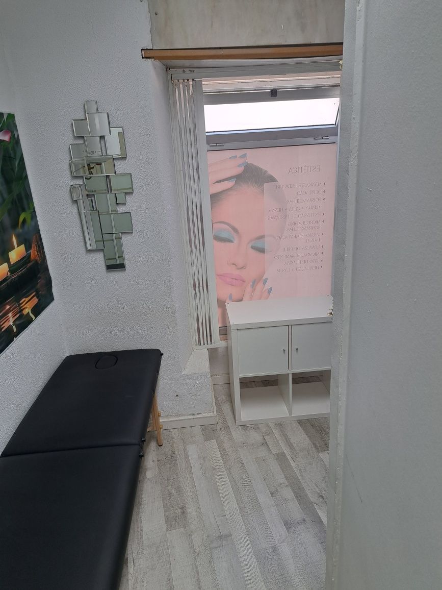 Gabinete estética com duche