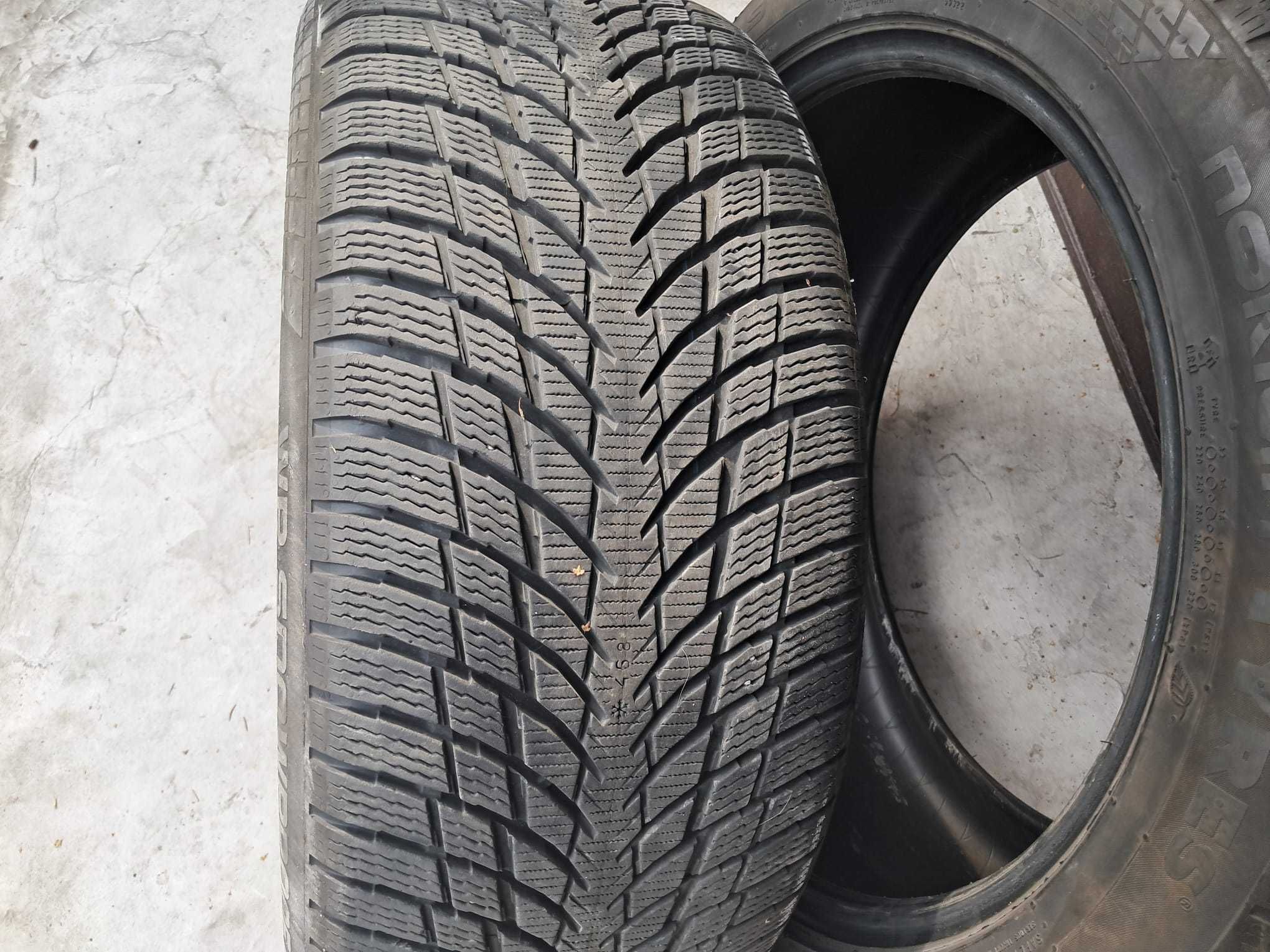 Nokian WR Snowproof 2x 275/40 i 2x 245/45 R19