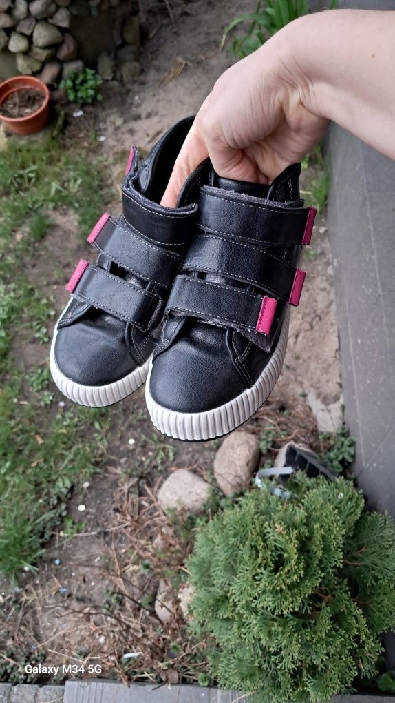 Buty dla dziewczynki rozm. 32