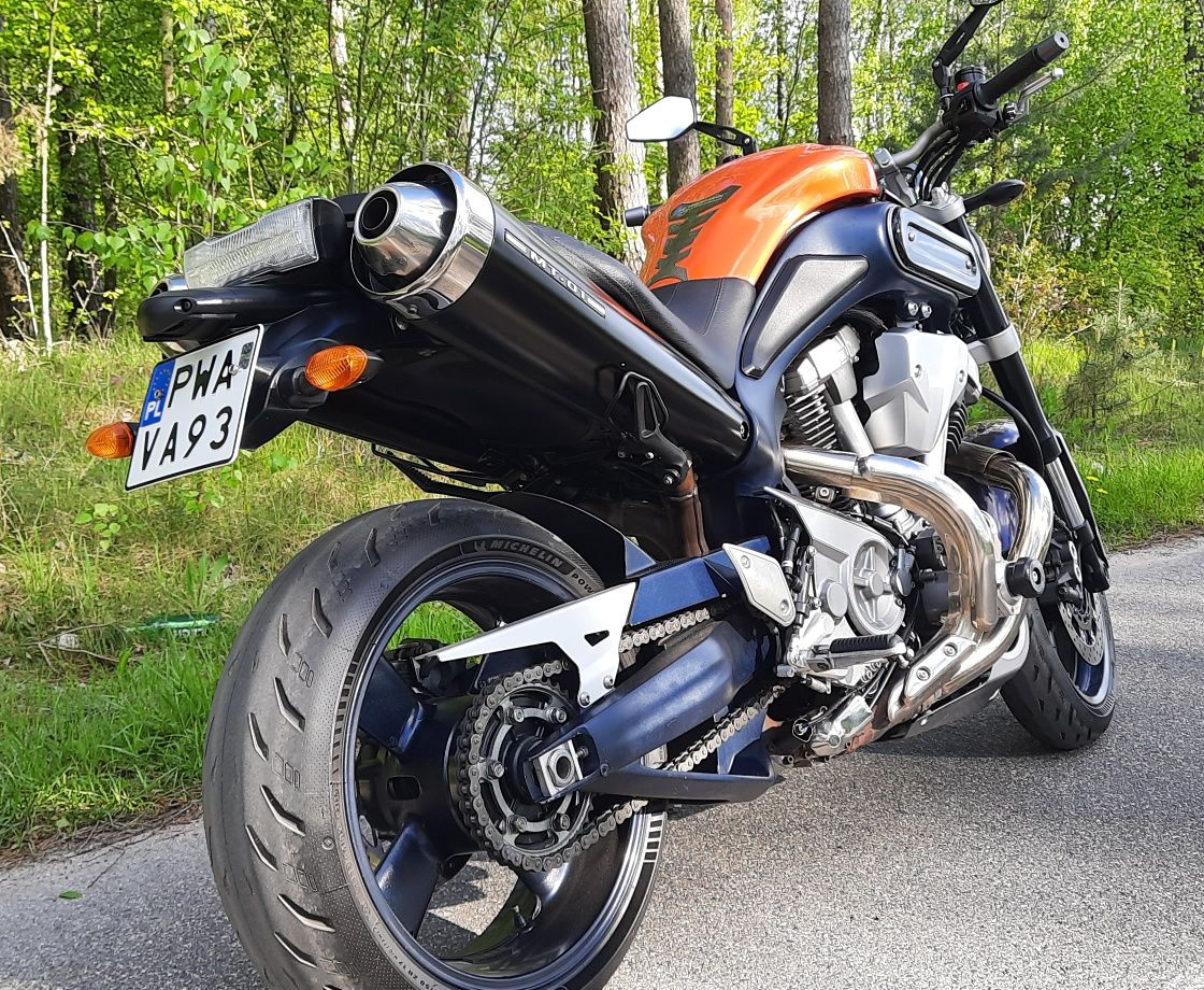 Yamaha MT 01. 2006r lepszy od V max ;)