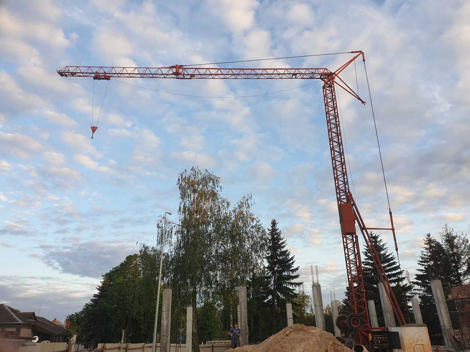 Кран башенний самоскладний