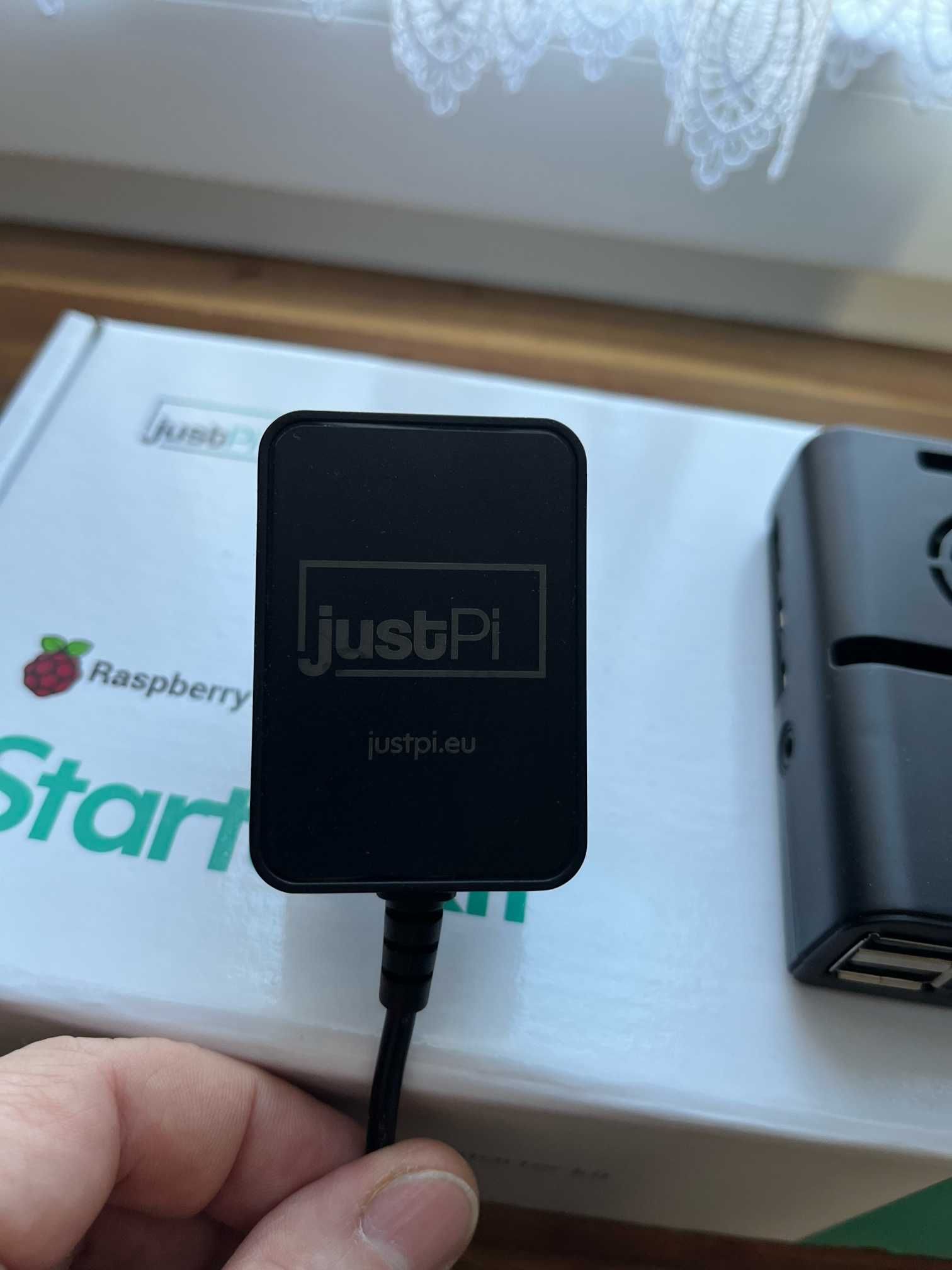 Raspberry Pi 4 4GB Starter Kit