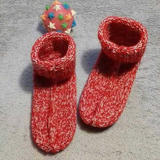 Высокие тёплые женские шерстяные носки для домашнего гардероба